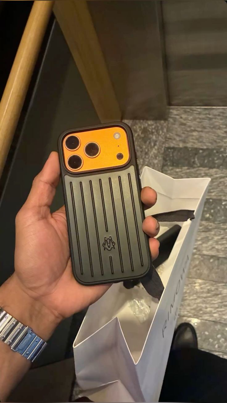 Rimowa Black Case for iPhone 18 Pro / Max & 17 Pro / Max